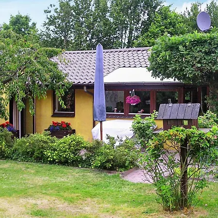 Ferienhaus Holiday Xiii *